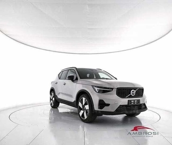 Usato 2023 Volvo XC40 1.5 Benzin 211 CV (51.996 €)