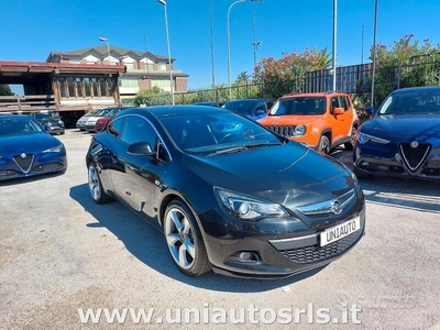 Usato 2012 Opel Astra GTC 1.6 Benzin 180 CV (8.500 €)