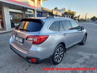 SUBARU OUTBACK 2.0d-S Lineartronic Unlimited