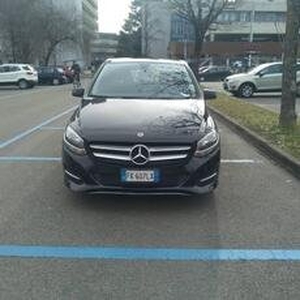 Mercedes-Benz Classe B 180 d Automatic Sport del 2017 usata a Reggio nell'Emilia