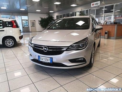 Opel Astra 1.6 CDTi 136CV aut. Sports Tourer Business Treviglio