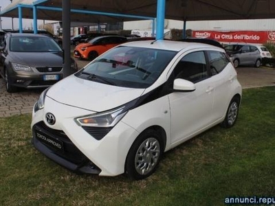 Toyota Aygo 1.0 VVT-i 72 CV 5 porte x-play Roma