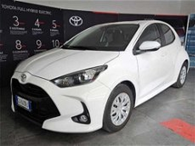 Toyota Yaris 1.0 5 porte Active del 2022 usata a Rende