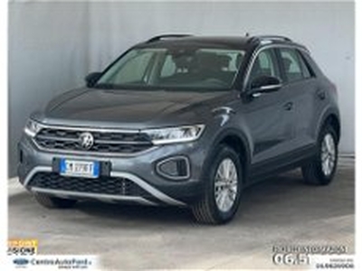 Volkswagen T-Roc 2.0 tdi Life 150cv dsg del 2022 usata a Albano Laziale