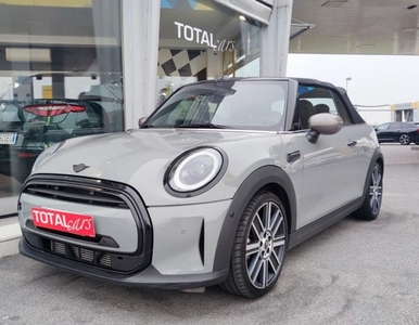 2022 MINI Cabrio