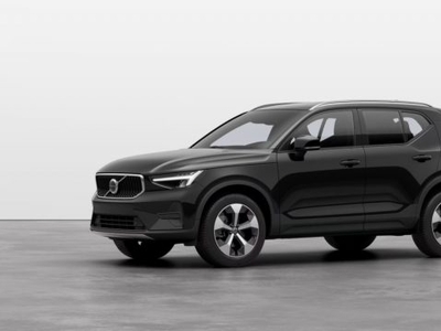 2024 VOLVO XC40