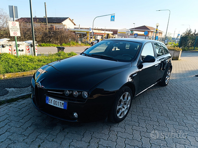 Alfa 159