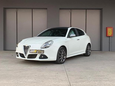 ALFA ROMEO Giulietta 1.6 JTDm-2 105 CV Veloce