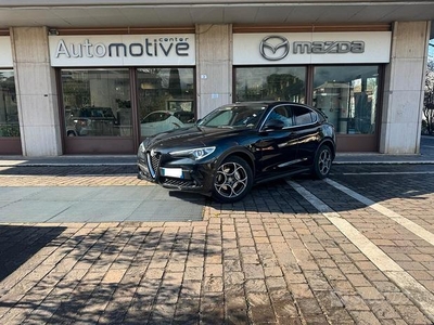 Alfa Romeo Stelvio 2.2 Turbodiesel 180 CV AT8 RWD