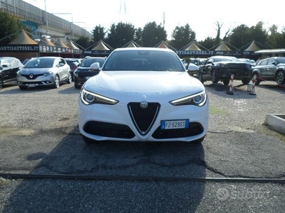 Alfa Romeo Stelvio 2.2 Turbodiesel 190 CV AT8 RWD