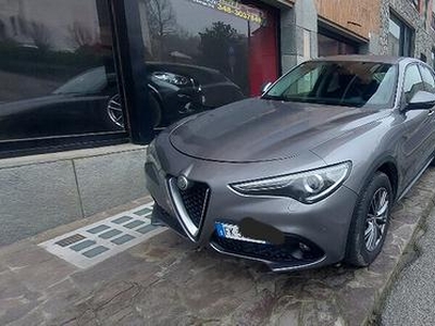 Alfa Romeo Stelvio 2.2 Turbodiesel 210 CV AT8 Q4 E