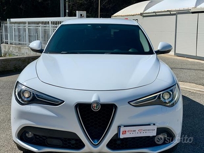 Alfa Romeo Stelvio 2.2 Turbodiesel 210 CV AT8 Q4 E