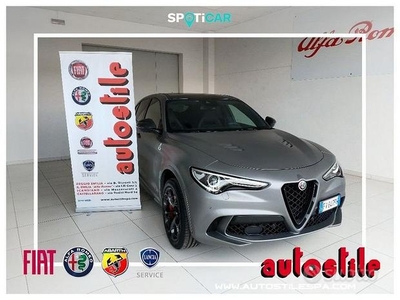 Alfa Romeo Stelvio 2.9 Bi-Turbo V6 510CV AT8 ...