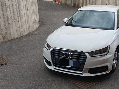 Audi A1 S-tronic,1.4 tdi, bianca - ok neopatentati