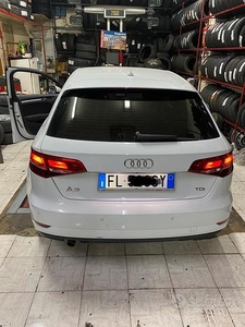Audi a3 1.6 s tronic full led