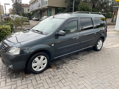 Dacia Logan 7 posti
