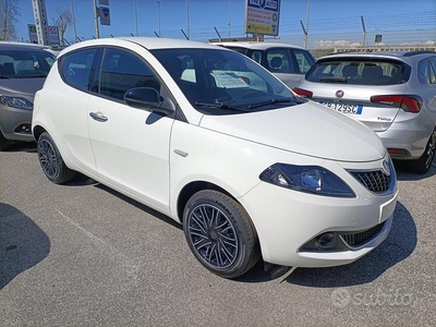 LANCIA YPSILON 1.0 FireFly 69cv HYBRID GOLD KM0