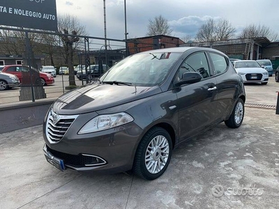 Lancia Ypsilon 1.2 69 CV 5 porte GPL Ecochic Gold