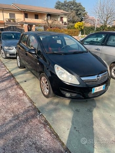 Opel Corsa 1.2i Kat GPL Neopatentati