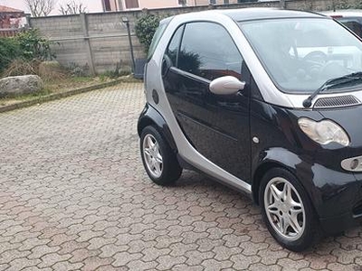 Smart ForTwo 700 coup pure (45 kW)