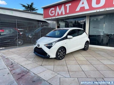 Toyota Aygo 1.0 72CV X-PLAY DISPLAY CERCHI 15