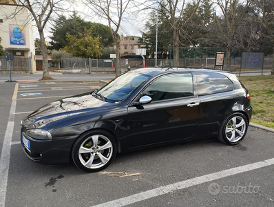 Vendo alfa romeo 147