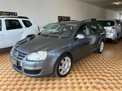 VOLKSWAGEN Golf 5 1,6 GPL