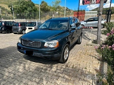 Volvo xc90 2.4 d5 185 cv momentum