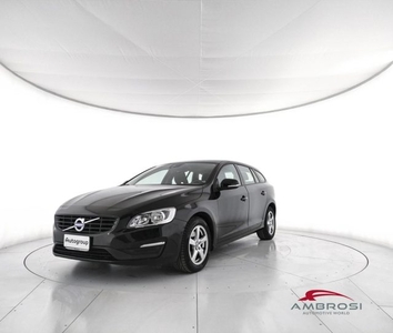 2018 VOLVO V60