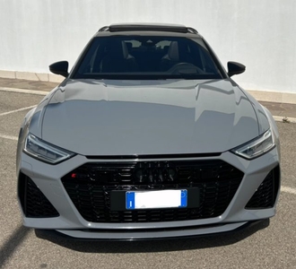 2021 AUDI RS6