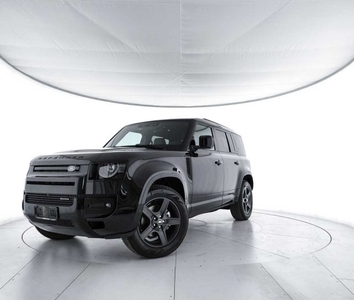 2024 LAND ROVER Defender