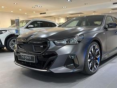 BMW i5 M60 *Pronta consegna