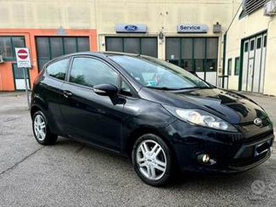 Ford fiesta 1.4 TDCi 68cv -OK neopatentati