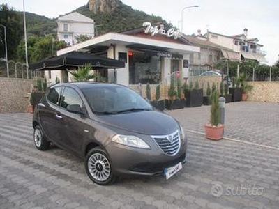 LANCIA Ypsilon 0.9 TwinAir 85 CV 5 porte Metano