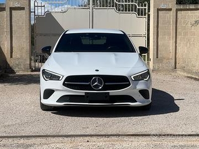 MERCEDES-BENZ CLA 180 d Automatic Premium