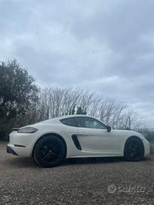 Porsche 718 cayman