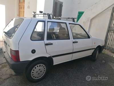 Usato 1992 Fiat Uno 1.0 Benzin 45 CV (4.000 €)