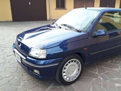Usato 1994 Renault Clio 1.8 Benzin 137 CV (14.999 €)