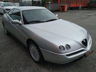 Usato 1996 Alfa Romeo Alfetta GT/GTV 2.0 Benzin 151 CV (3.999 €)