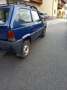 Usato 2001 Fiat Panda 4x4 1.1 Benzin 54 CV (7.550 €)