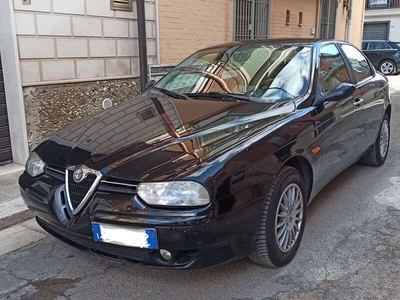 Usato 2003 Alfa Romeo 156 1.9 Diesel 116 CV (2.000 €)