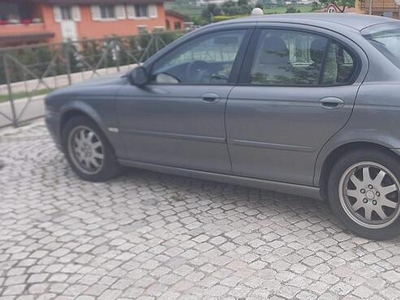 Usato 2004 Jaguar X-type Diesel (2.400 €)