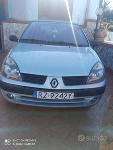 Usato 2004 Renault Clio II 1.1 LPG_Hybrid 48 CV (2.500 €)