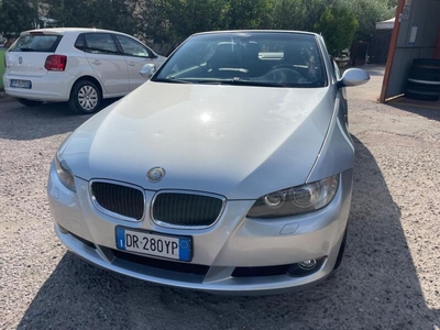 Usato 2008 BMW 320 Cabriolet 2.0 Benzin 170 CV (11.900 €)