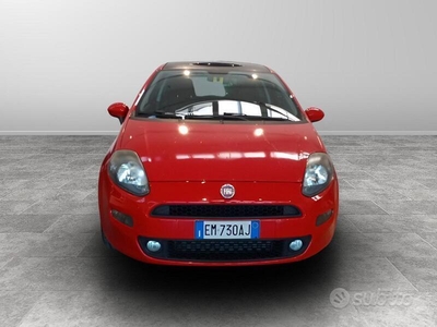 Usato 2012 Fiat Punto 1.4 Benzin 135 CV (6.500 €)
