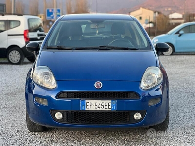 Usato 2013 Fiat Punto 1.4 Benzin 69 CV (5.900 €)