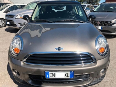 Usato 2013 Mini One D 1.6 Diesel 89 CV (7.999 €)