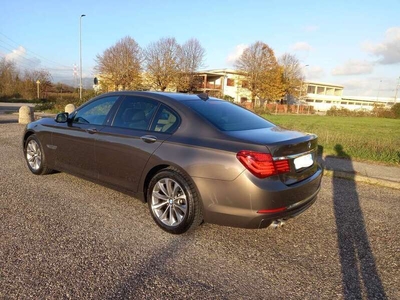 Usato 2014 BMW 730 3.0 Diesel 258 CV (32.900 €)