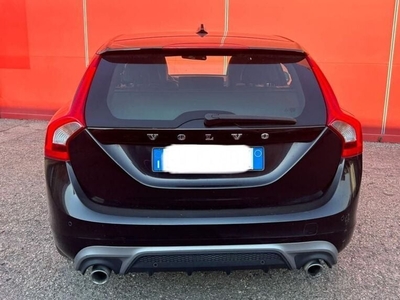 Usato 2014 Volvo V60 2.0 Diesel 136 CV (12.900 €)