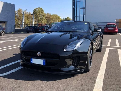 Usato 2017 Jaguar F-Type 2.0 Benzin 300 CV (43.500 €)